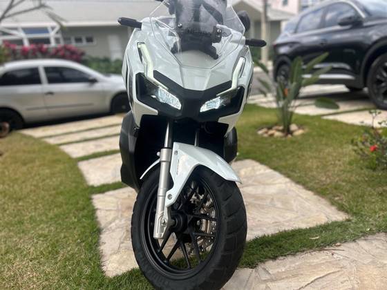 HONDA ADV 